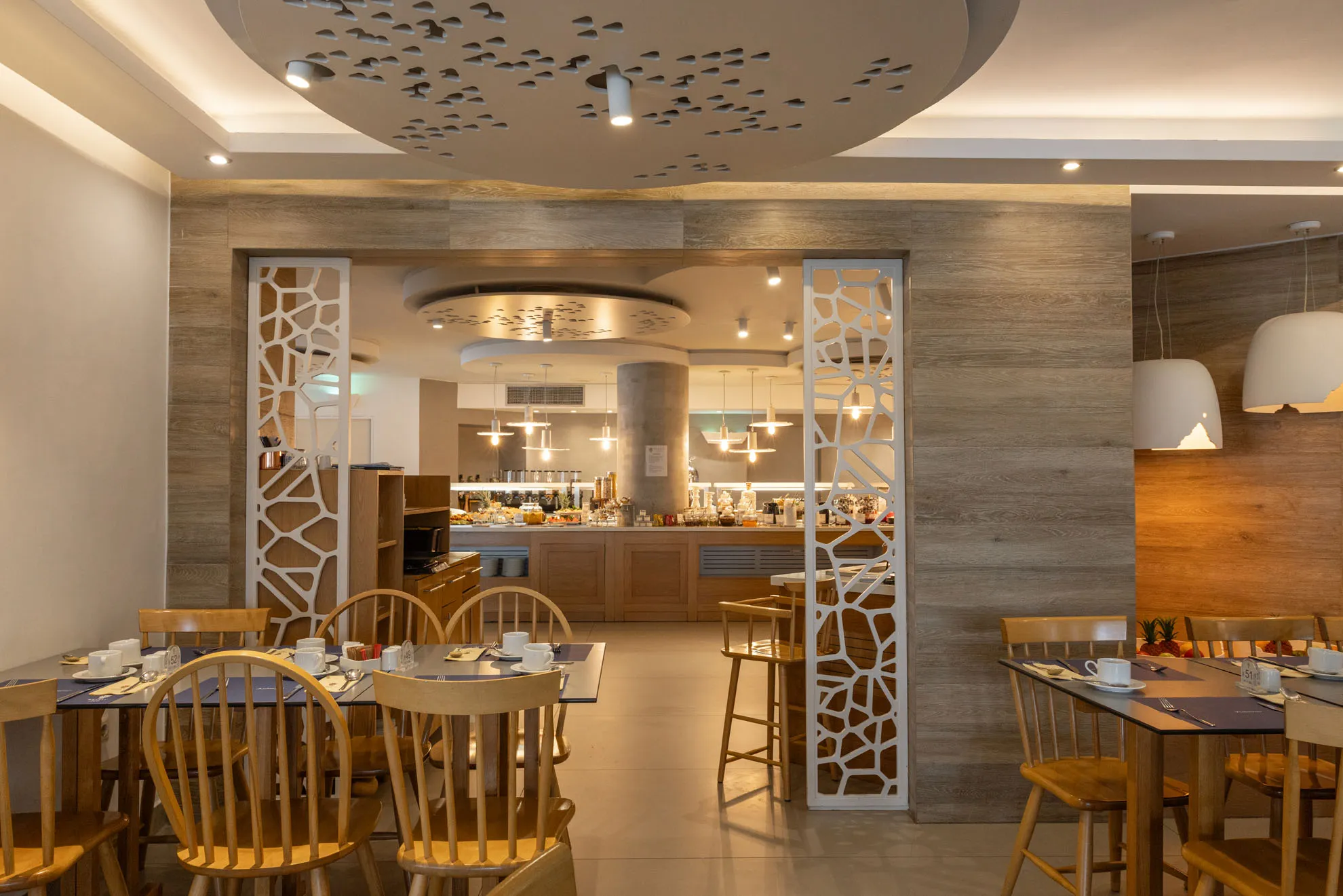 Cretan gastronomy, restaurant buffet dishes and cocktail lounge at Nefeli Hotel