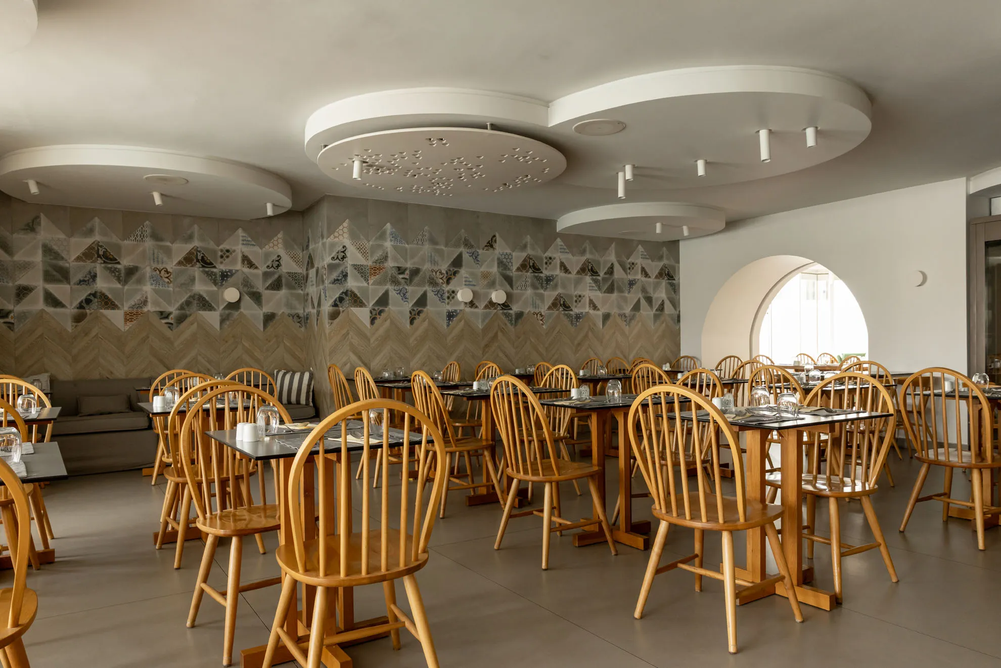 Cretan gastronomy, restaurant buffet dishes and cocktail lounge at Nefeli Hotel