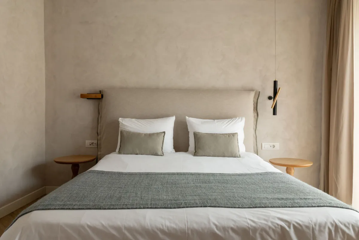 Standard Double/Triple Room — photo 13