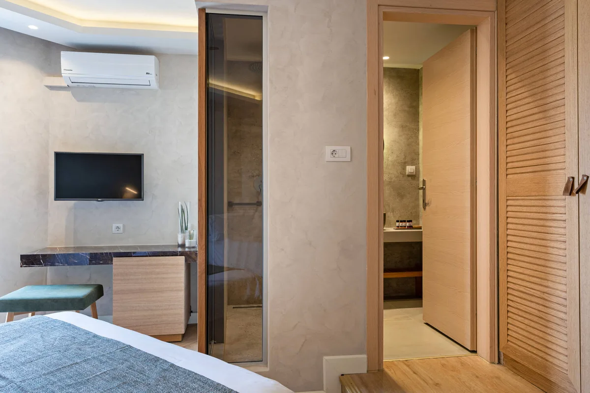 Standard Double/Triple Room — photo 19